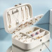 Шкатулка Casegrace SP-01161 для украшений и ювелирных изделий портативная 16*11*5 см White Шкатулка Casegrace SP-01161 для украшений и ювелирных изделий портативная 16*11*5 см White